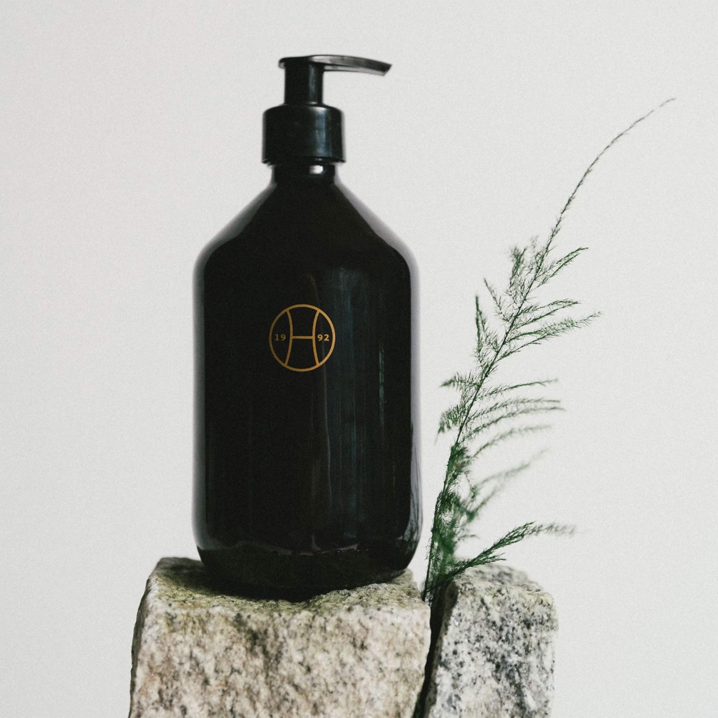 Perfumer H Rain Wood Shower Wash