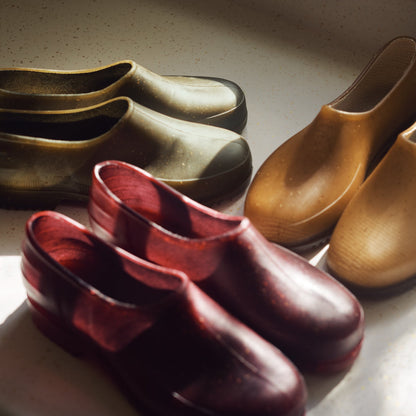 French Recycled Hemp Garden Clogs in Jam