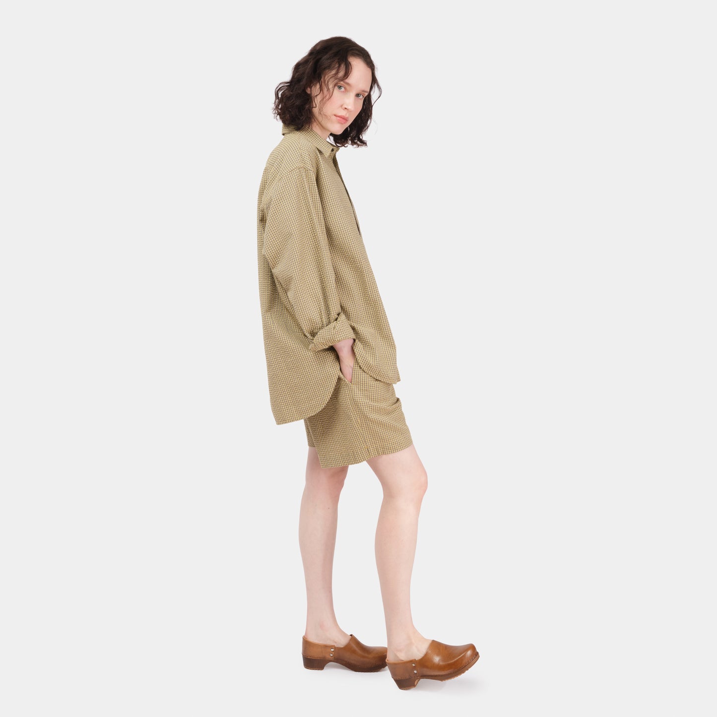 Gingham Seersucker Relaxed Short in Green Field Check