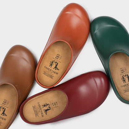 Italian Garden Clogs in Caramel