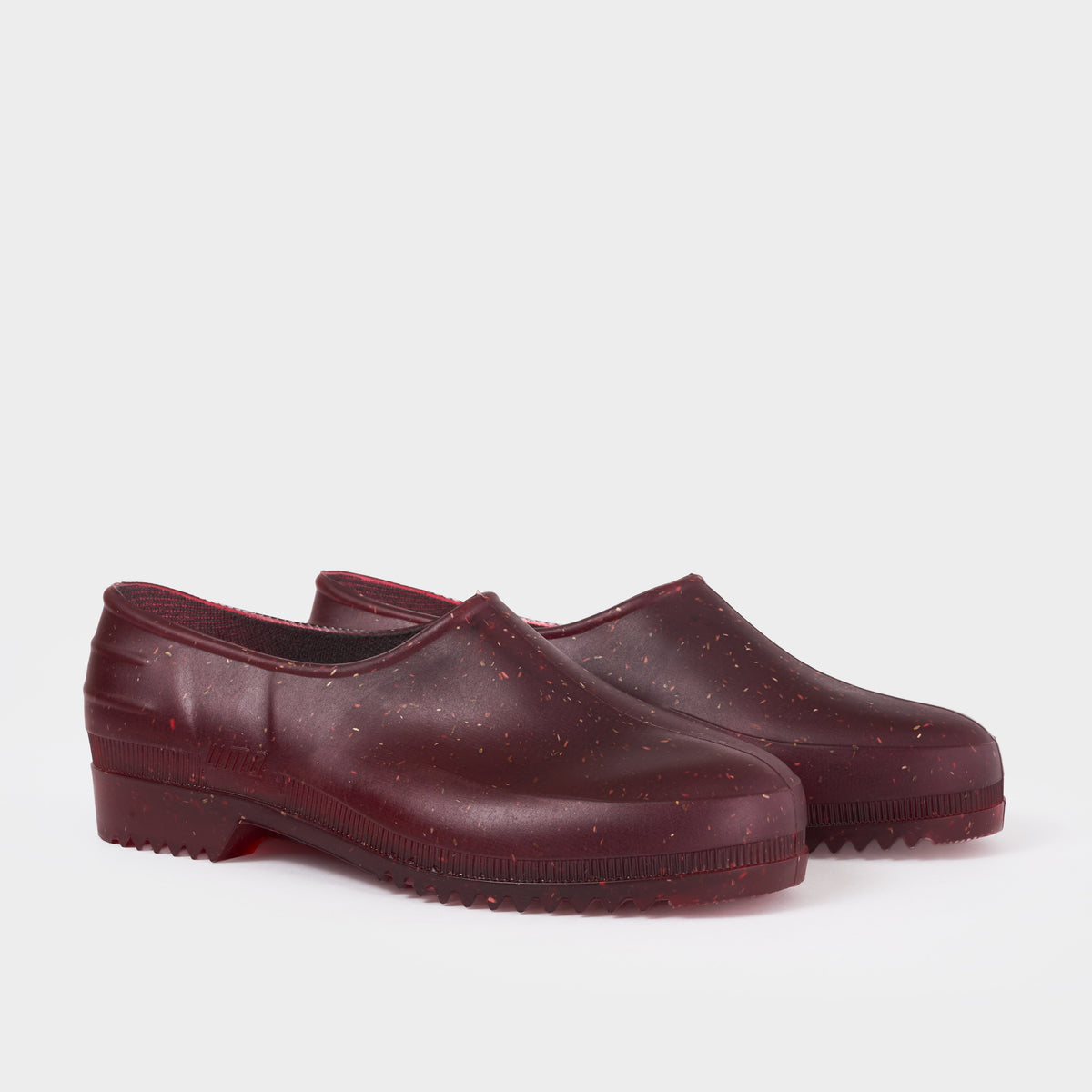 French Recycled Hemp Garden Clogs in Jam
