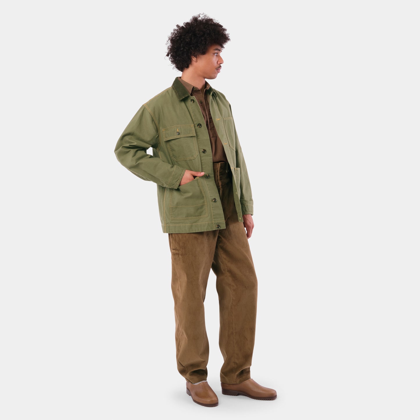 Waxed Cotton Canvas Barn Jacket in Moss