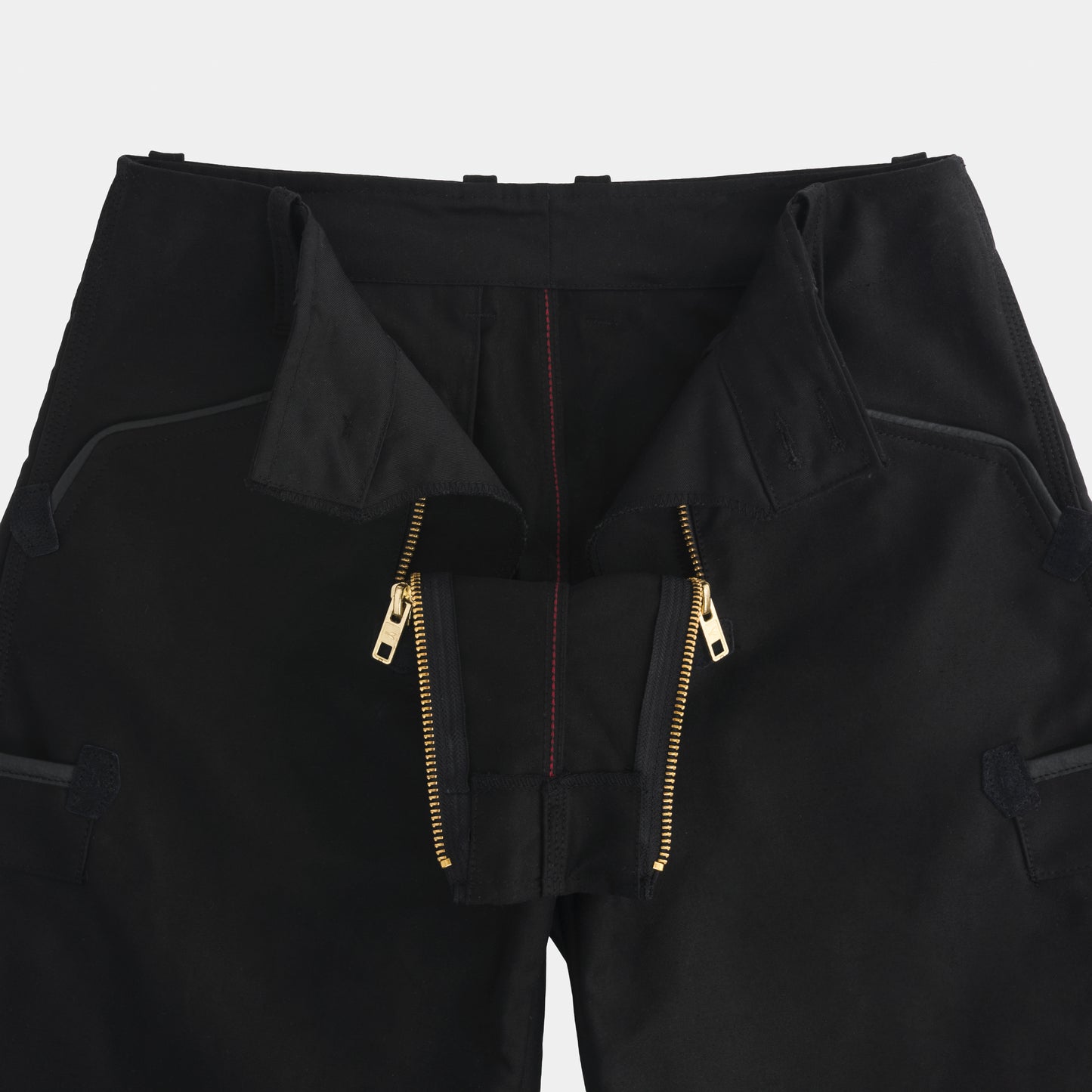 Le Laboureur French Cotton Moleskin Drop Front Farm Pant in Black
