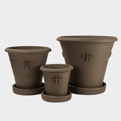 Gardenheir X Seibert & Rice Terracotta Bee Pot in Black